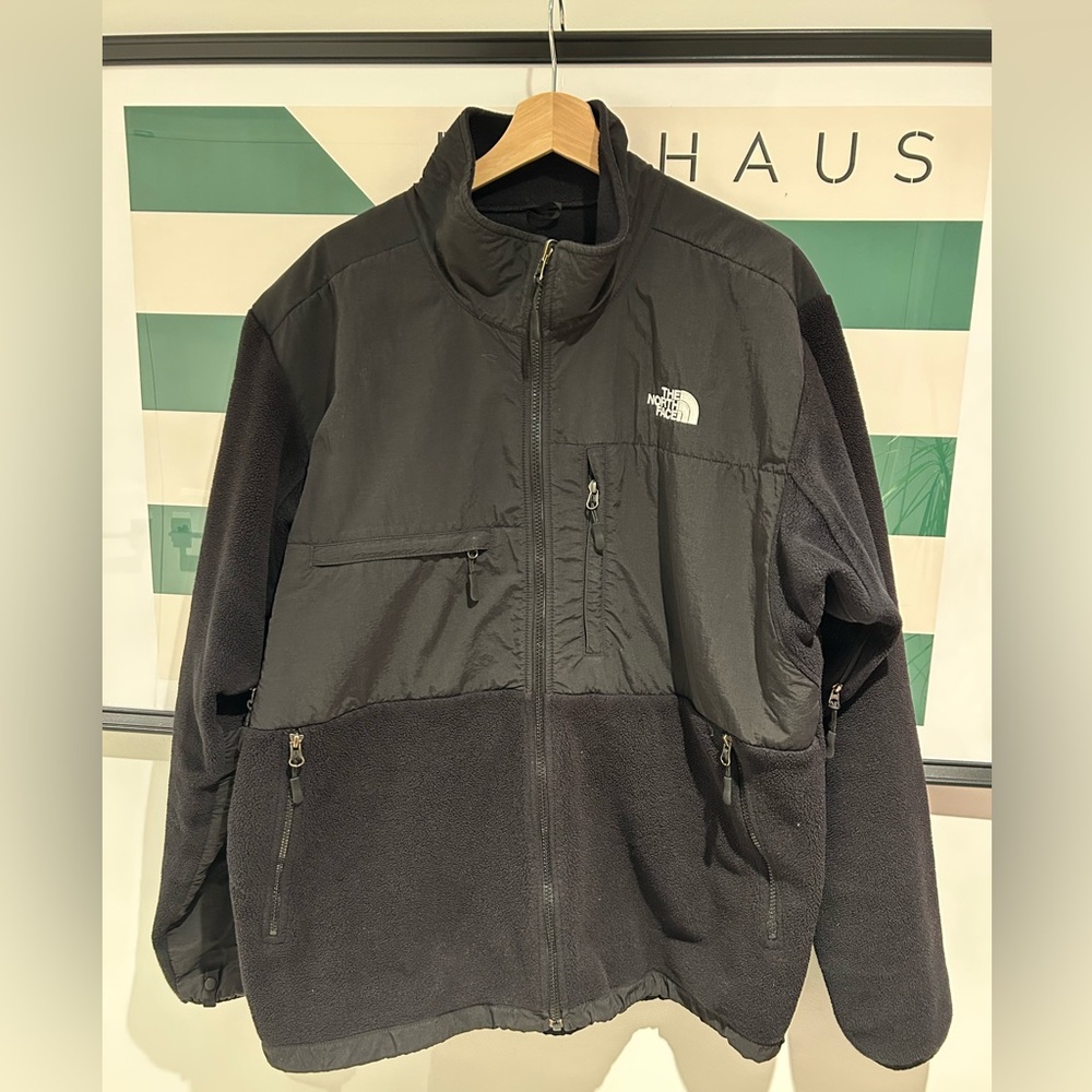The North Face Denali in Black